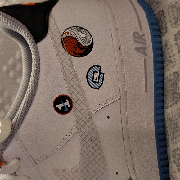 Nike Air Force 1 one hundred sticker youth size 7 - Picture 4 of 11